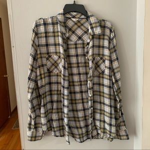 Aeropostale Plaid Long Sleeve Button Up Shirt